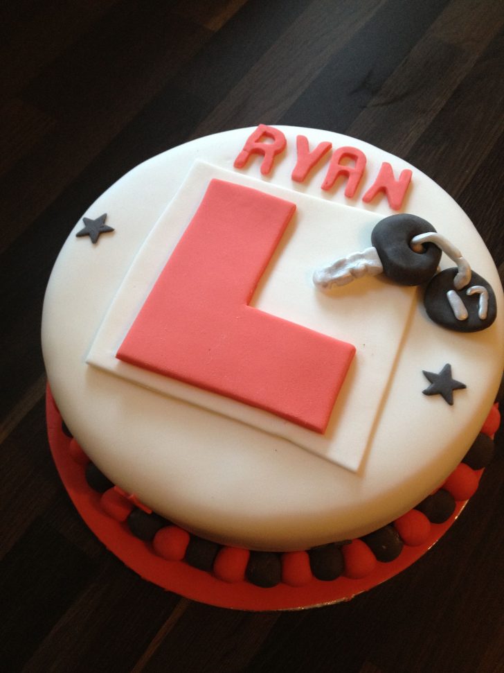 17Th Birthday Cake 17th Birthday Learner Driver Cake Carly Cake In 2019 17Th Birthday Cake 17th Birthday Learner Driver Cake Carly Cake In 2019