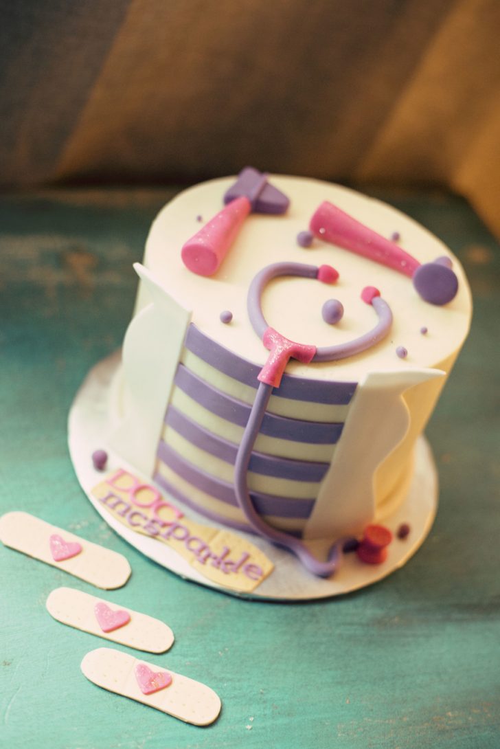 Doctor Who Birthday Cake Doctor Mcstuffins Birthday Cake Cakecentral Doctor Who Birthday Cake Doctor Mcstuffins Birthday Cake Cakecentral