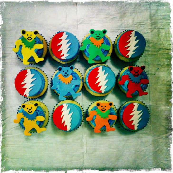 Grateful Dead Birthday Cake 8 Grateful Dead Cupcakes Photo Grateful Dead Birthday Cupcakes Grateful Dead Birthday Cake 8 Grateful Dead Cupcakes Photo Grateful Dead Birthday Cupcakes