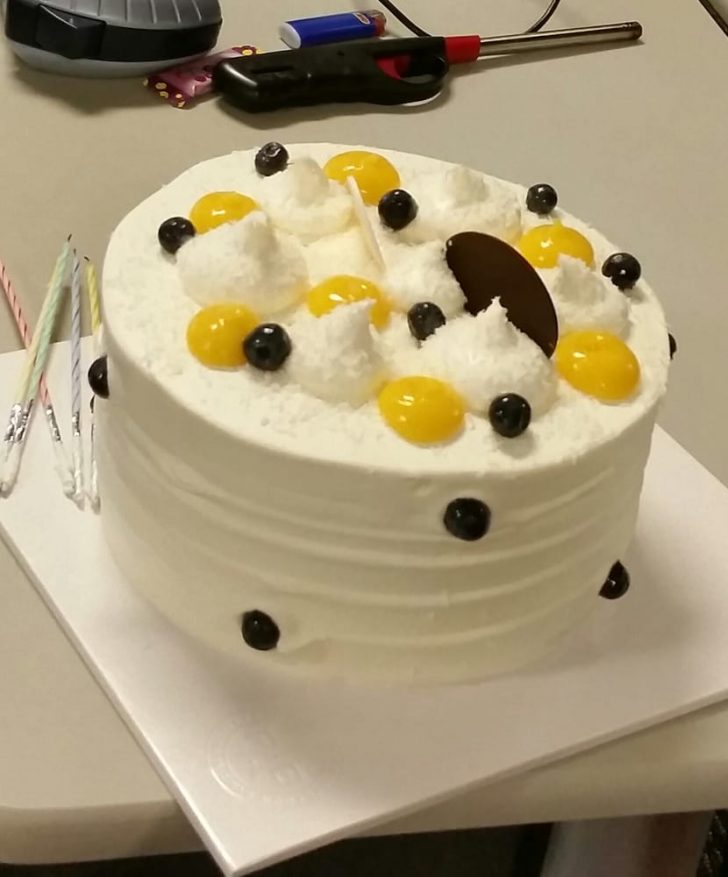 Korean Birthday Cake Korean Birthday Cake Quail Eggs On Top Yelp Korean Birthday Cake Korean Birthday Cake Quail Eggs On Top Yelp