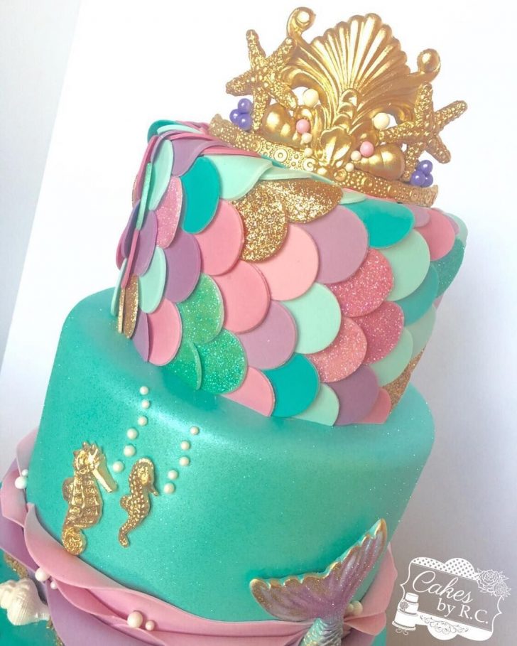 Mermaid Birthday Cake This Weekend Was All About Mermaids Fondant Tiara Gold Shimmer Mermaid Birthday Cake This Weekend Was All About Mermaids Fondant Tiara Gold Shimmer